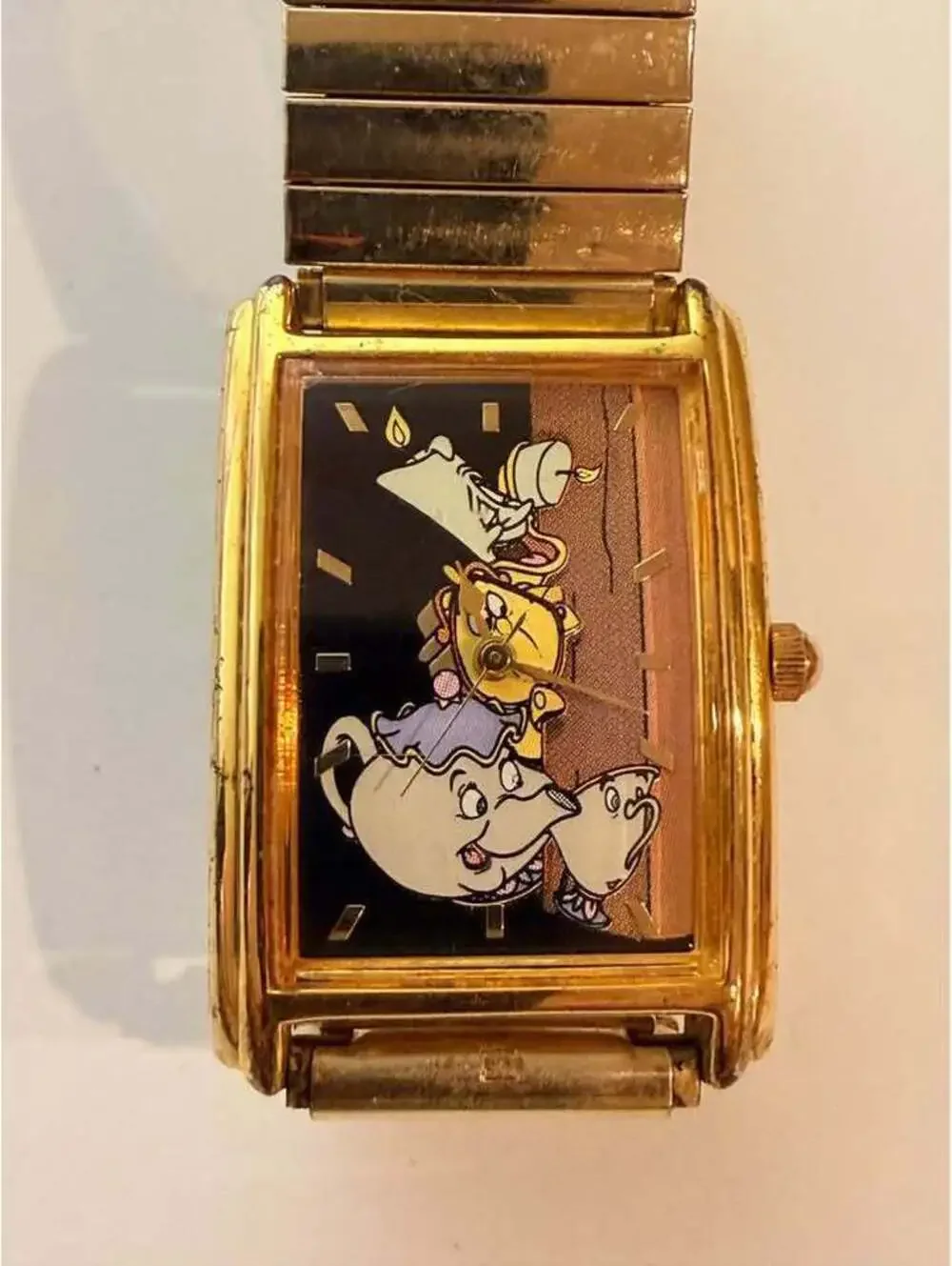 Disney Beauty and the Beast Mrs. Potts Chip Lumiere Watch